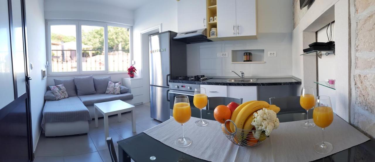 Holiday Home Gustirna Селка Номер фото
